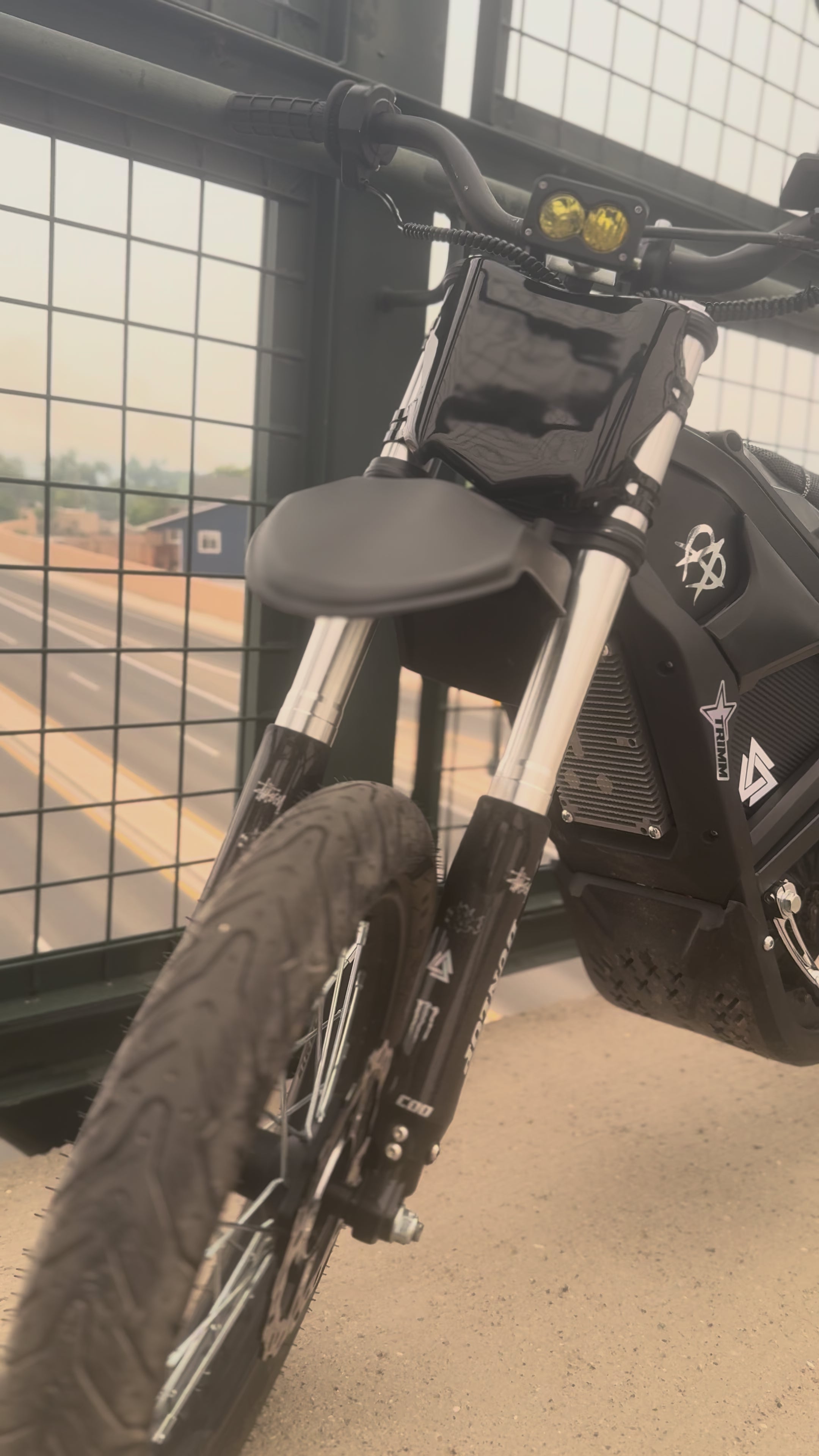 motocutz plate (PRE ORDER)